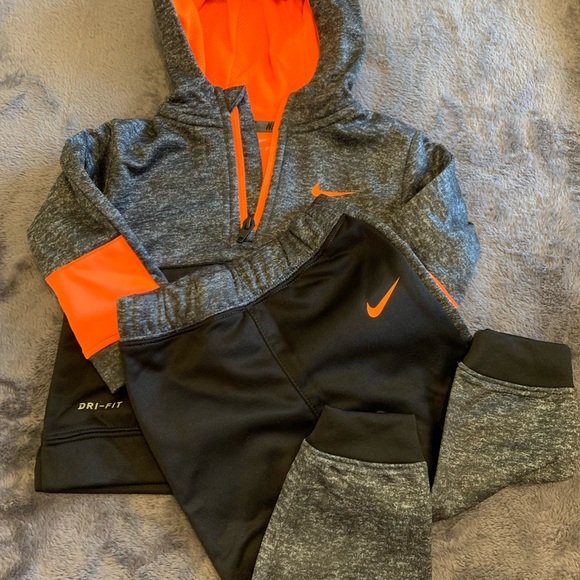 Nike Dri-FIT Orange Activewear - Picture 1 of 7